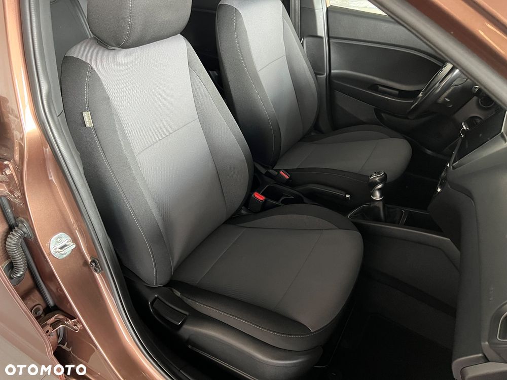 Hyundai i20 - 36