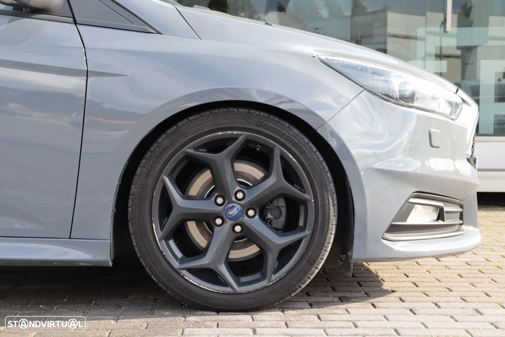Ford Focus 2.0 TDCi ST-2 - 7