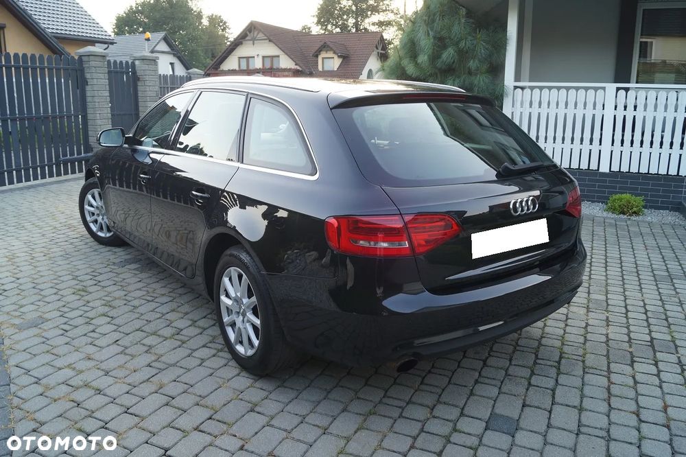 Audi A4 Avant 1.8 TFSI Attraction - 2