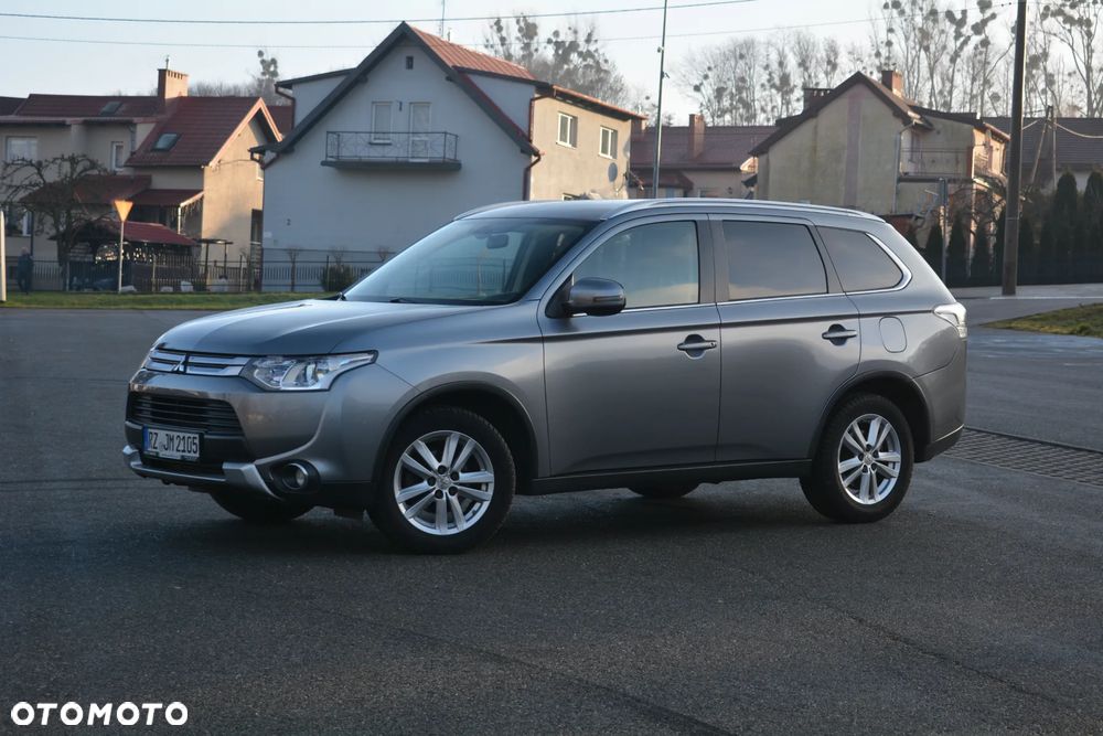 Mitsubishi Outlander - 19