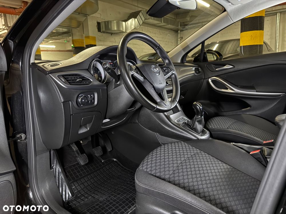 Opel Astra 1.2 T Edition S&S - 18