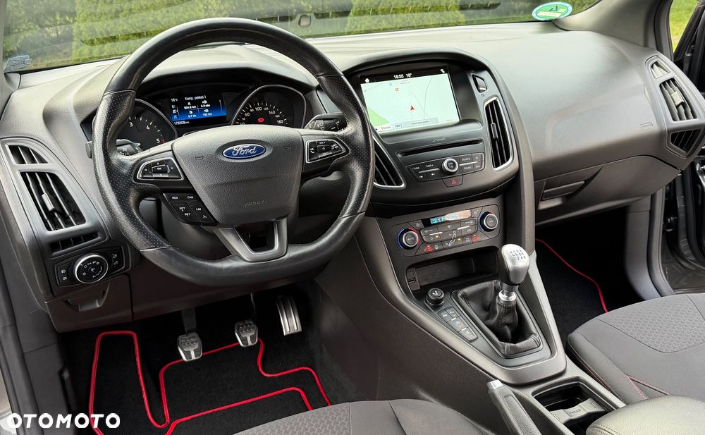 Ford Focus - 26