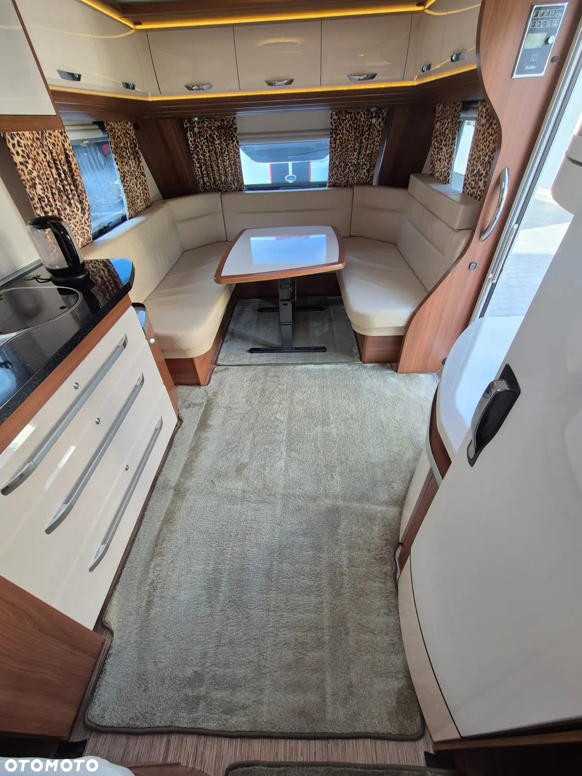 Hobby 660WFU PREMIUM - 24