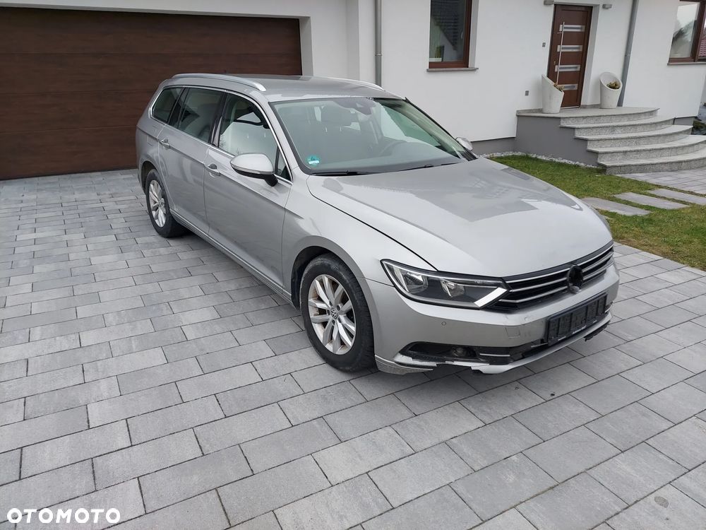 Volkswagen Passat 2.0 TDI (BlueMotion Technology) Comfortline - 3