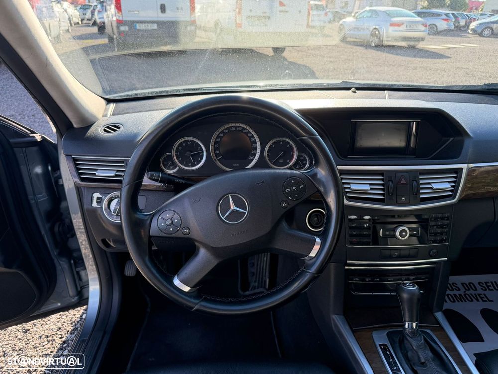 Mercedes-Benz E 220 - 17