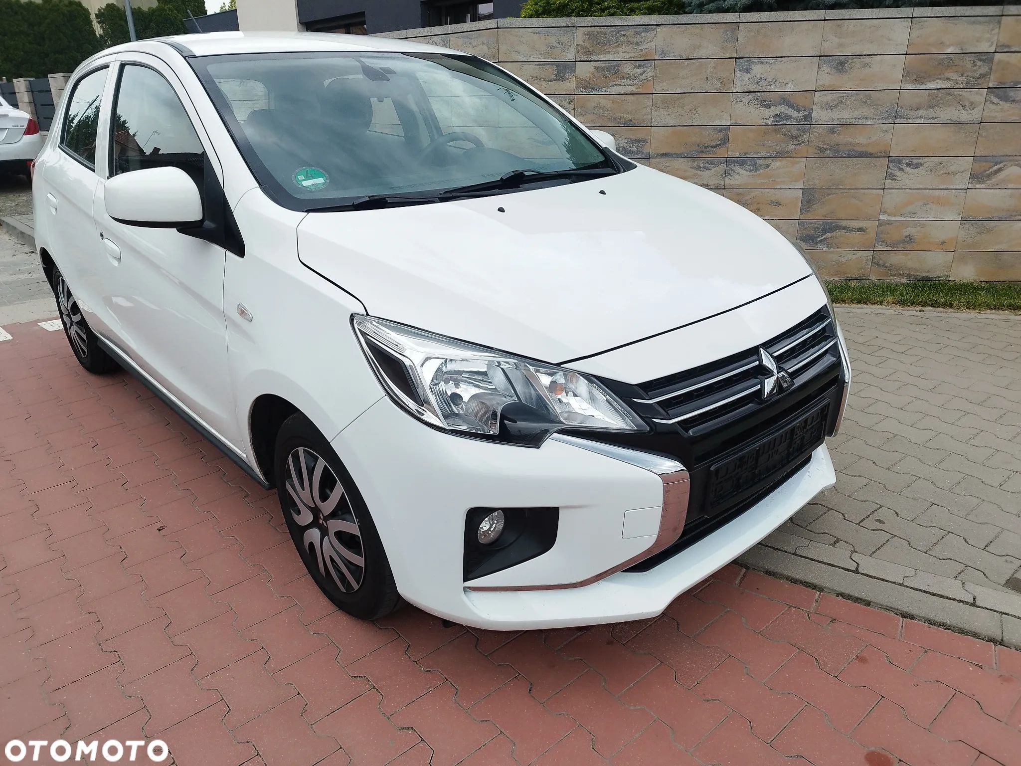 Mitsubishi Space Star 1.0 Clear Tec Plus - 1