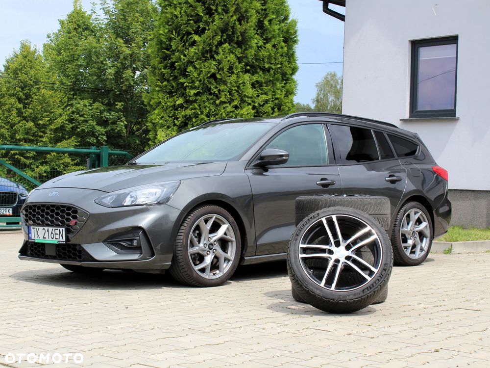 Ford Focus 2.0 EcoBlue ST - 3