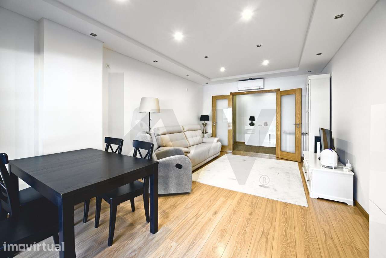 T2 com suite, 125 m2, garagem e grandes varandas. Terraços da Ponte, S - Grande imagem: 5/21