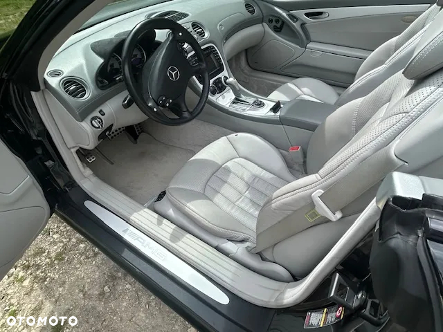 Mercedes-Benz SL 55 AMG - 17