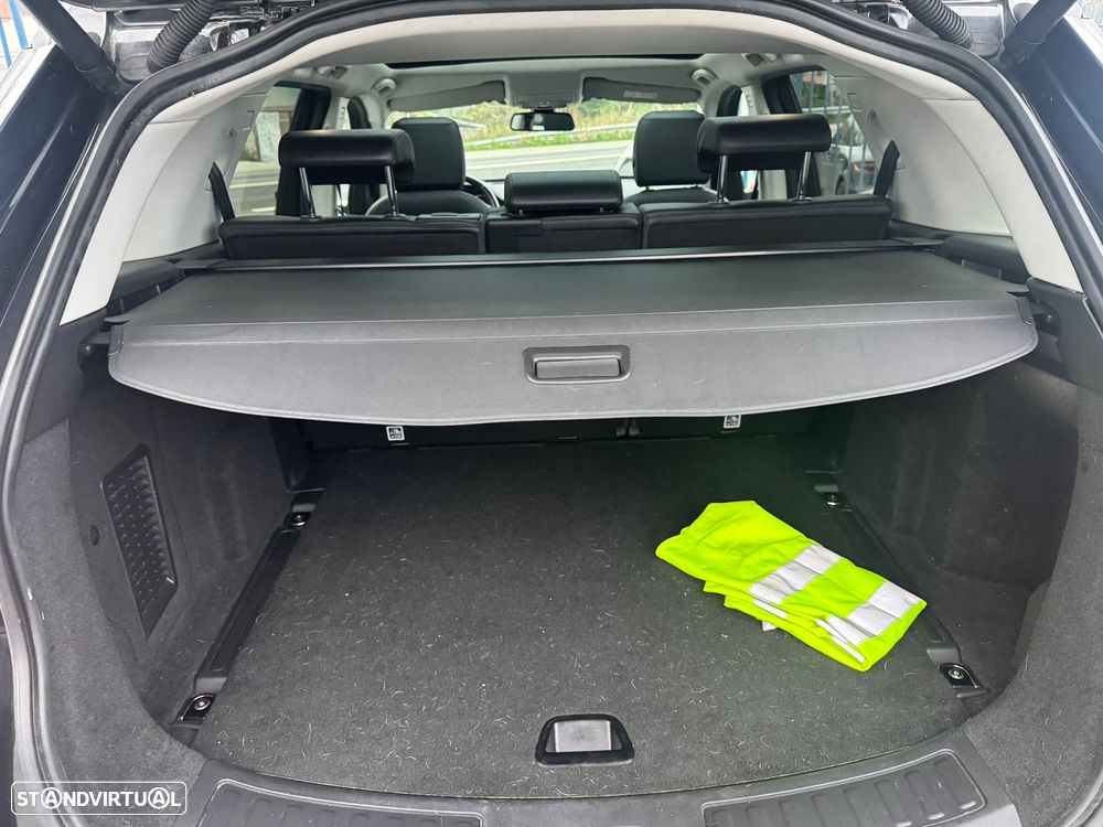 Land Rover Discovery Sport 2.0 eD4 HSE Luxury - 37