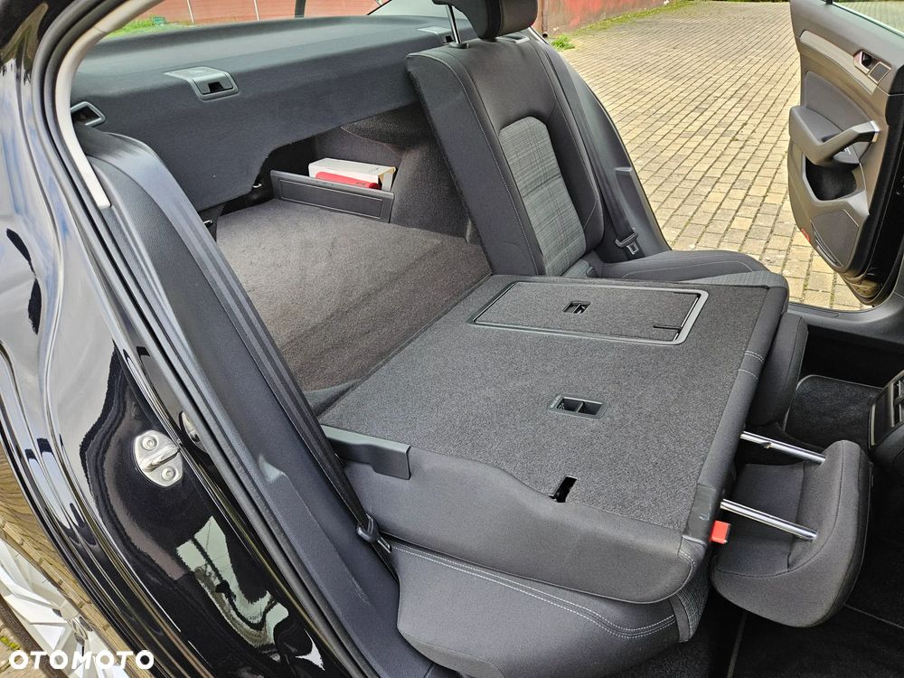 Volkswagen Passat 1.5 TSI EVO Business - 23