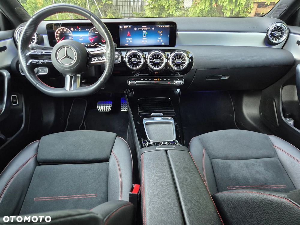 Mercedes-Benz Klasa A 200 AMG Line 7G-DCT - 5