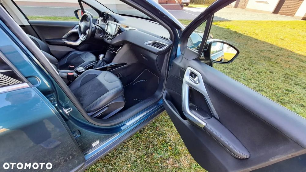 Peugeot 2008 1.6 BlueHDi Active S&S - 17