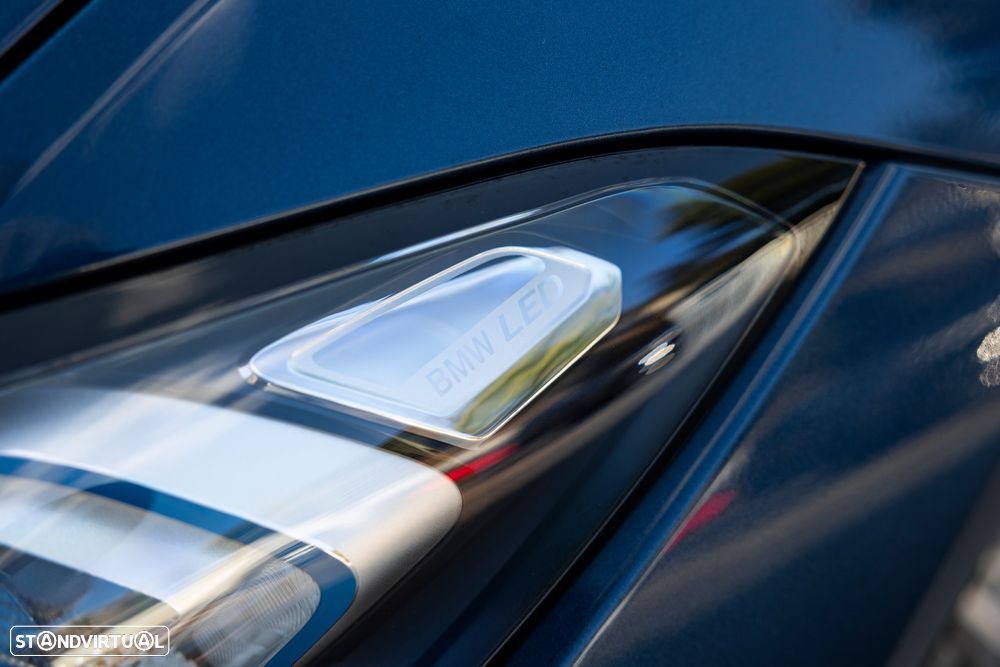 BMW 330 e Aut. Luxury Line - 9