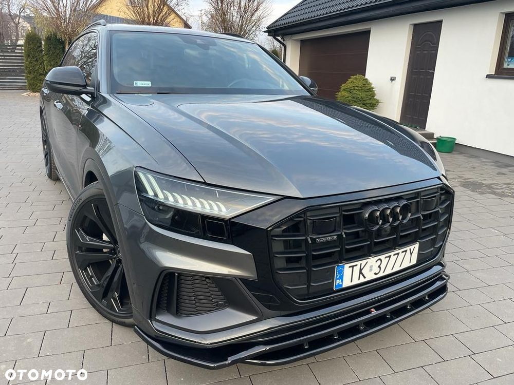 Audi Q8 - 1