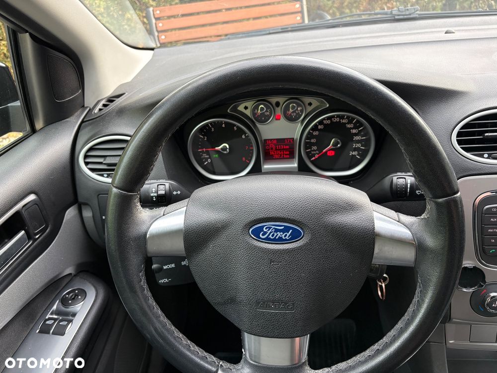 Ford Focus 1.6 Trend - 13