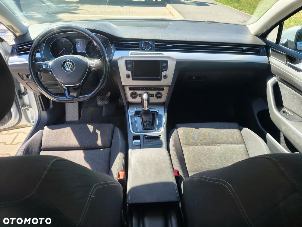 Volkswagen Passat 1.6 TDI (BlueMotion Technology) DSG Comfortline - 14