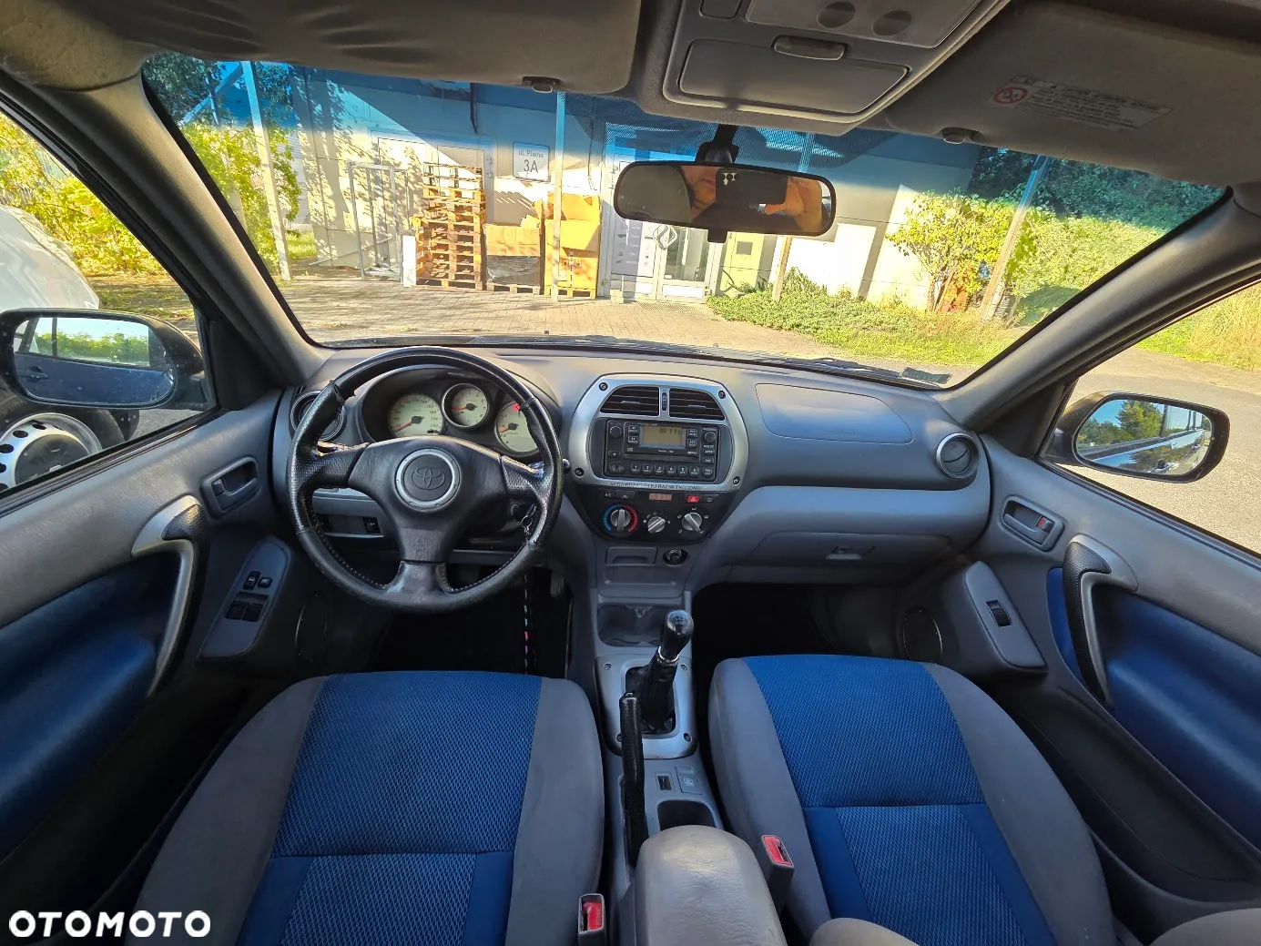 Toyota RAV4 1.8 VVT-i 4x2 - 2