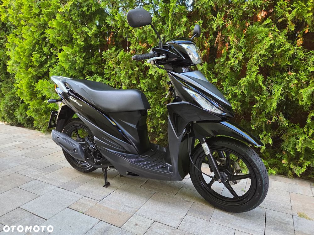 Suzuki Address - 1