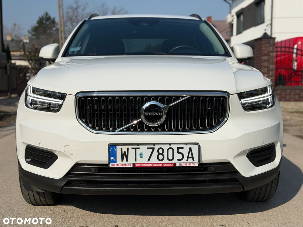 Volvo XC 40 T3 Momentum - 2