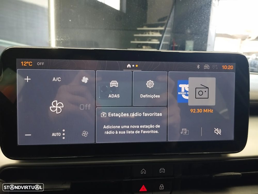 Jeep Avenger 1.2 e-Hybrid Longitude DCT - 35