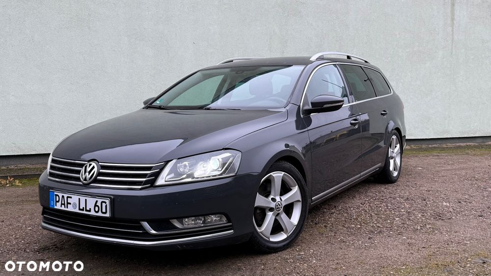 Volkswagen Passat 2.0 TDI BlueMotion Technology Exclusive - 3
