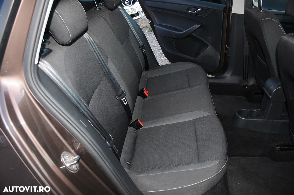 Skoda RAPID 1.4 TDI Style DSG - 15