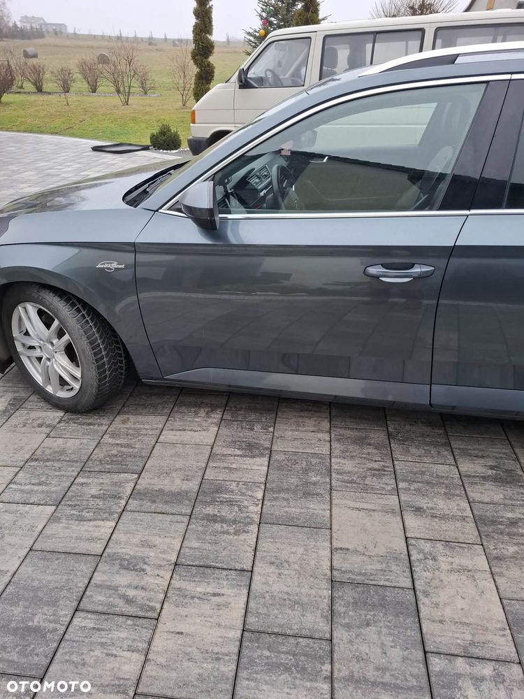 Skoda Superb 2.0 TDI 4x4 L&K DSG - 13