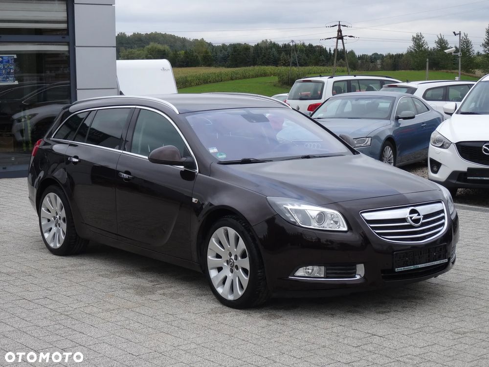Opel Insignia 2.0 CDTI Sports Tourer - 2