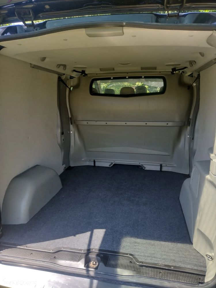 Renault Trafic - 11