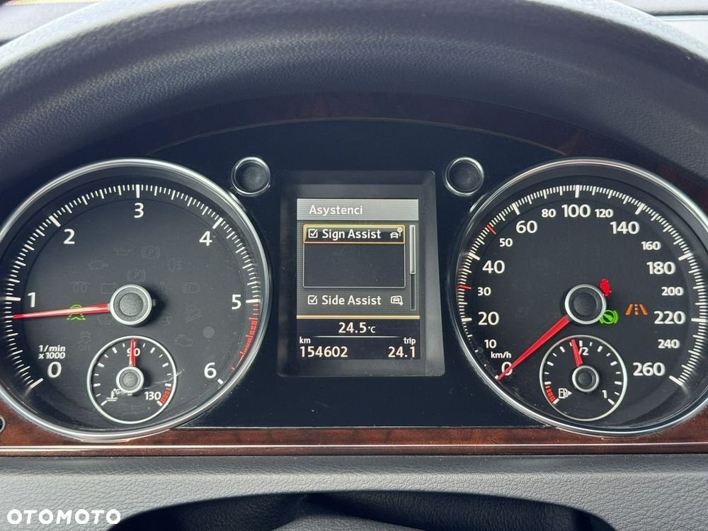 Volkswagen Passat Alltrack 2.0 TDI 4Mot DSG - 25