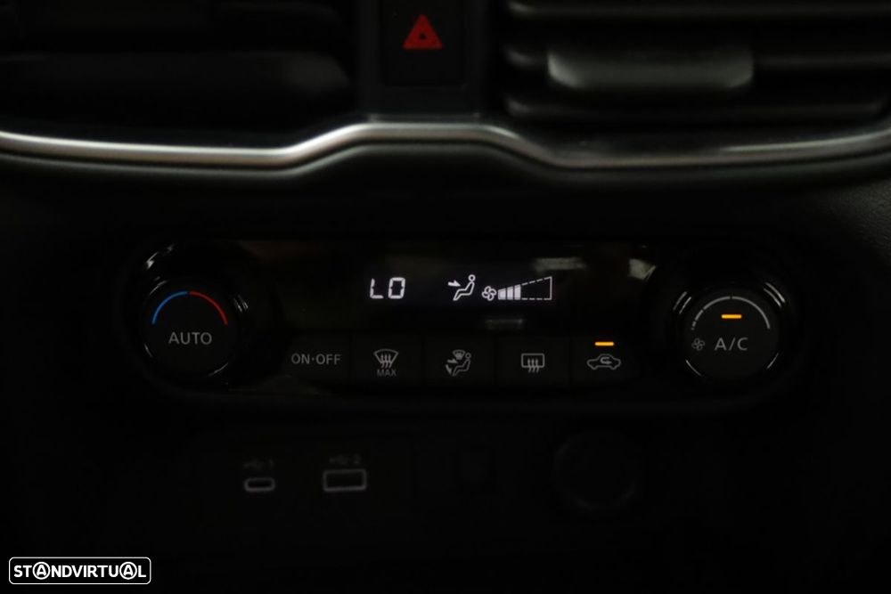 Nissan Juke 1.0 DIG-T N-Connecta DCT - 13