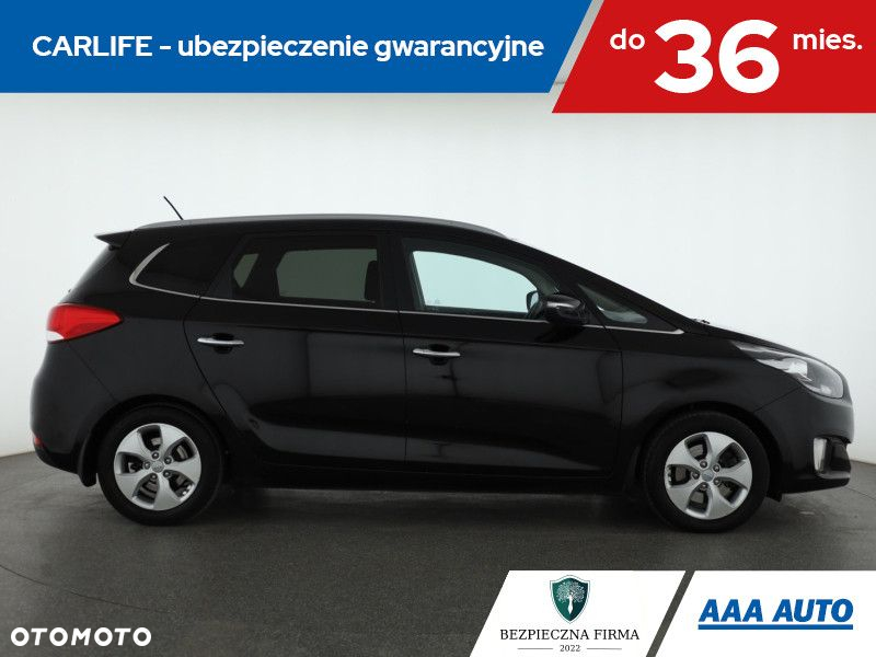 Kia Carens - 7