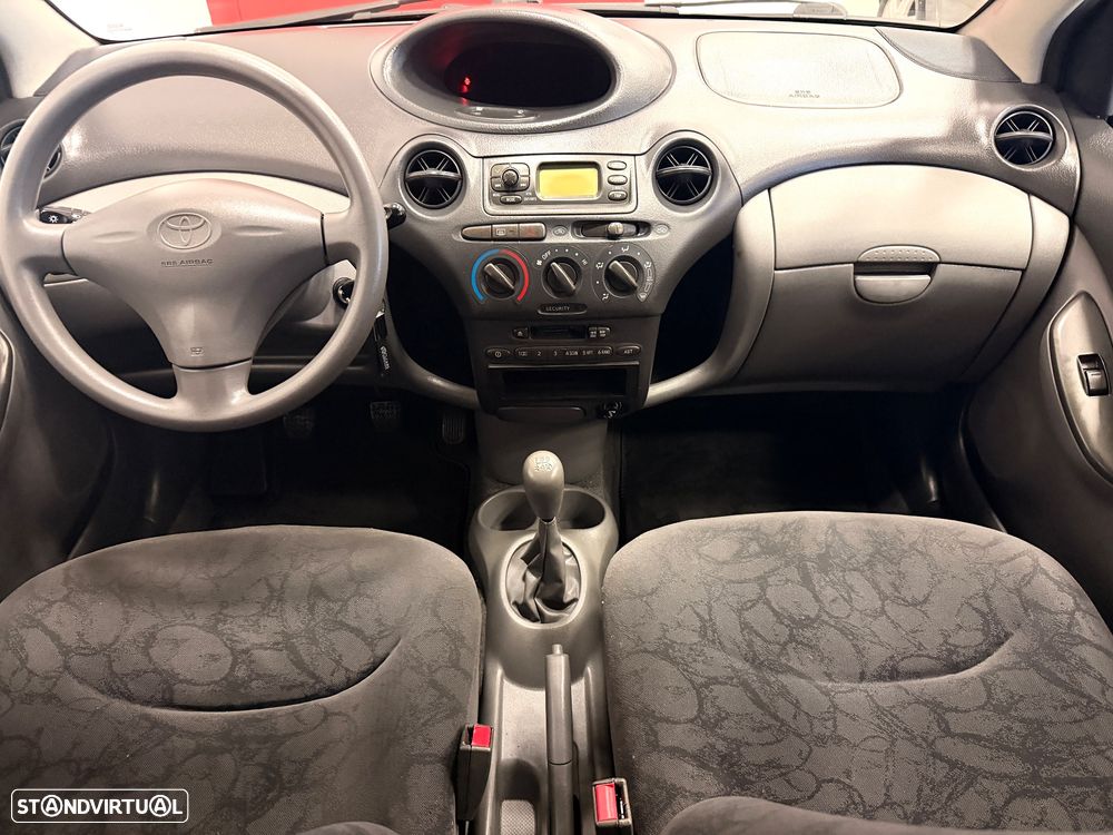 Toyota Yaris 1.0 Sol ABS+CD - 8