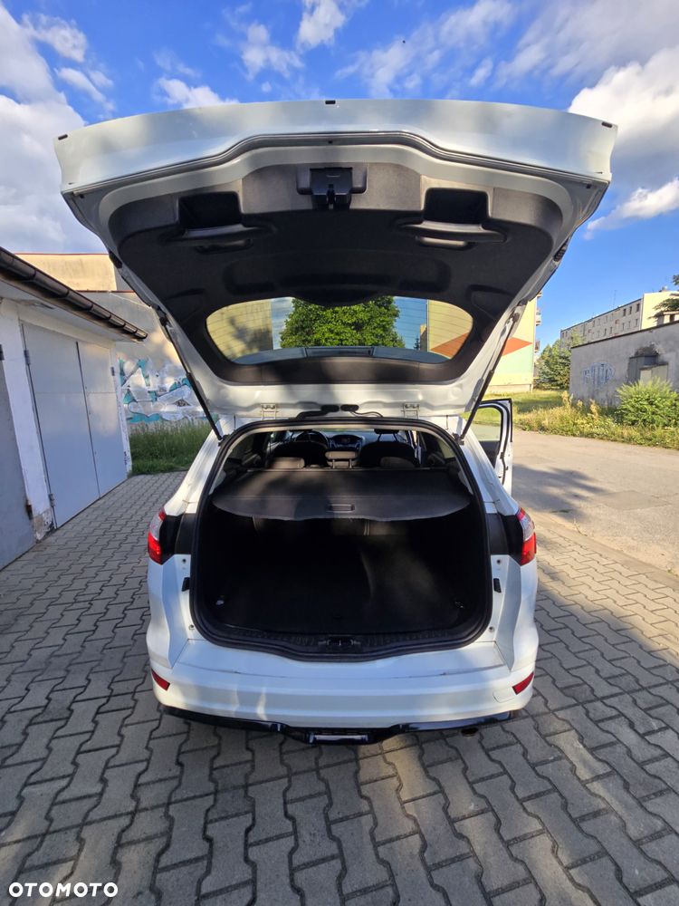 Ford Focus 1.6 EcoBoost Gold X (Trend) - 17