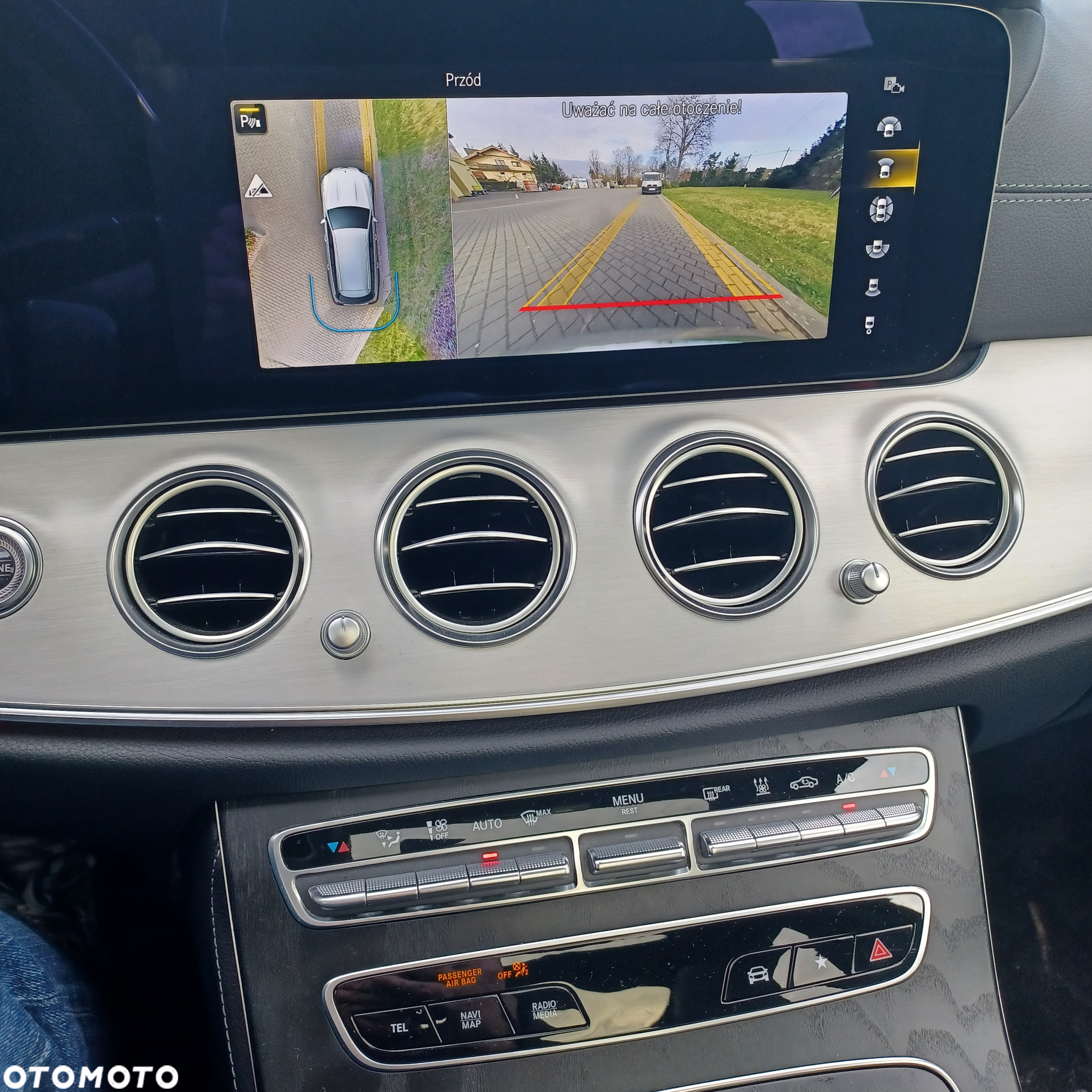 Mercedes-Benz Klasa E 220 d 4Matic T All-Terrain 9G-TRONIC Avantgarde - 29