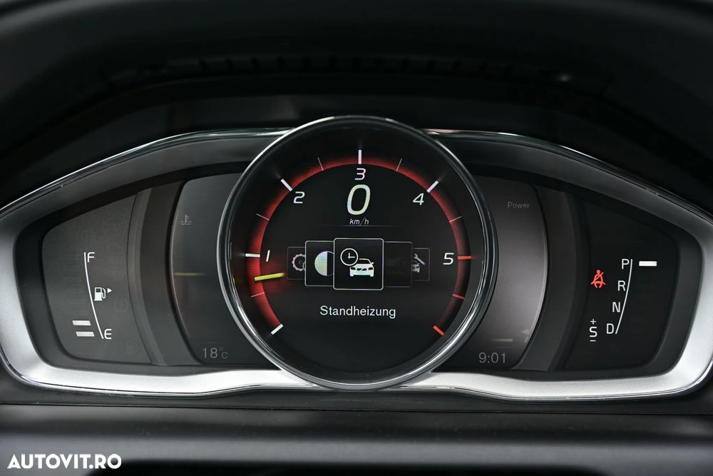 Volvo XC 60 D5 AWD Geartronic Summum - 25