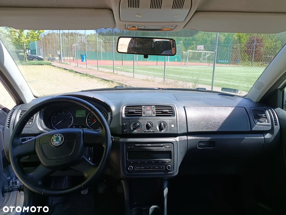Skoda Fabia 1.2 TSI Active - 11