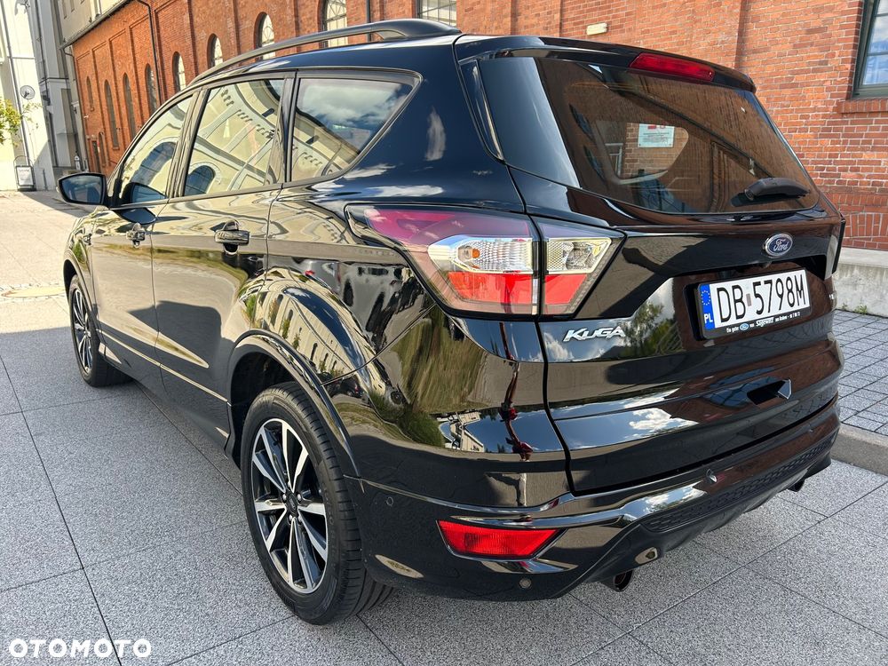 Ford Kuga 1.5 EcoBoost 2x4 ST-Line - 10