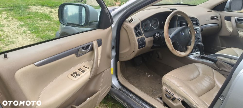 Volvo XC 70 - 8