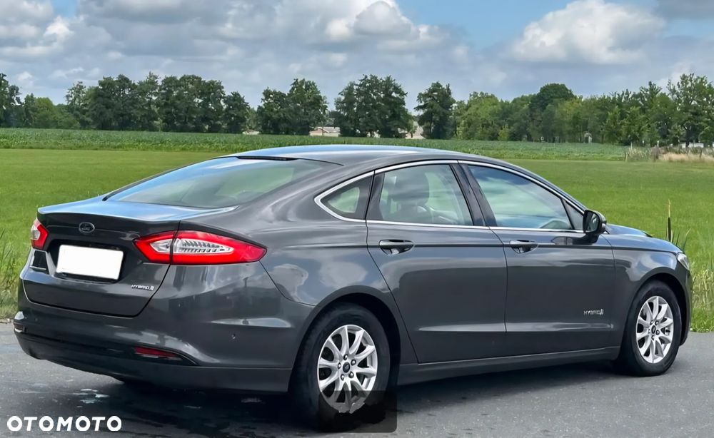 Ford Mondeo 2.0 Hybrid Titanium - 16