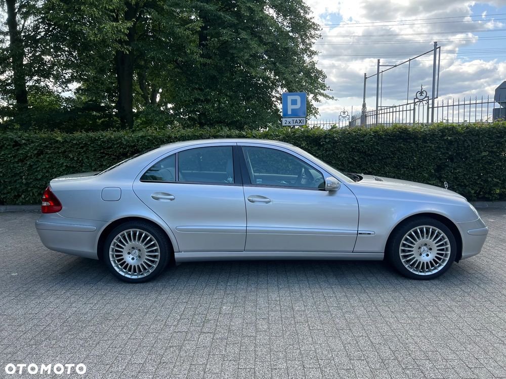 Mercedes-Benz Klasa E - 8