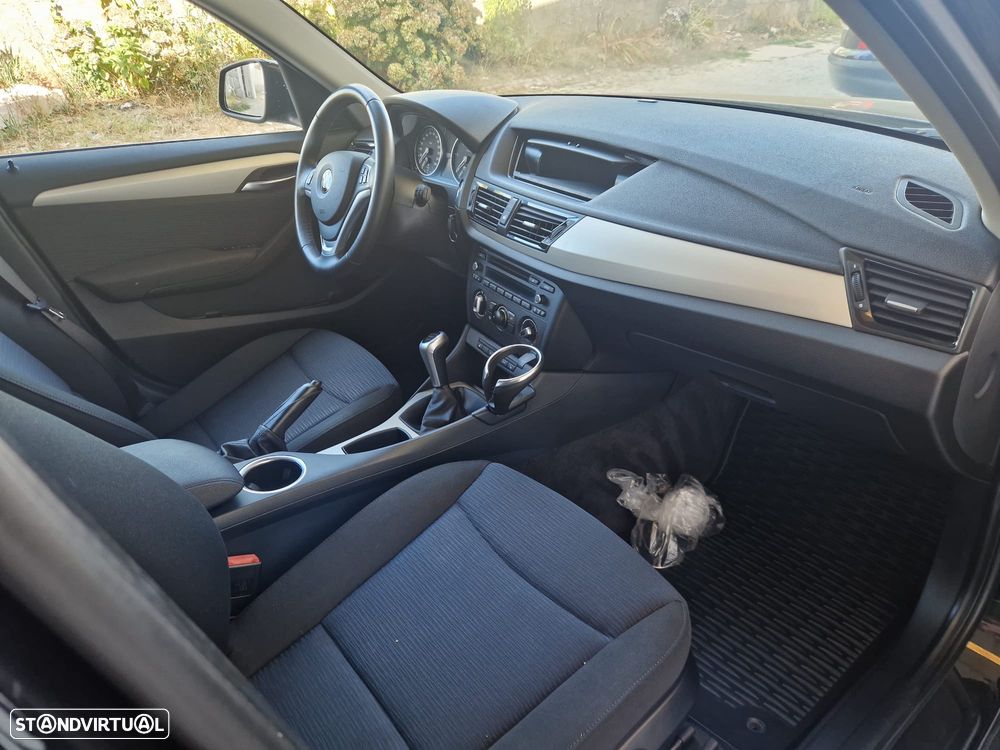 BMW X1 18 d sDrive Line Sport - 6