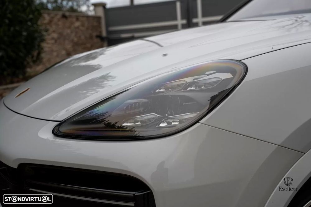 Porsche Cayenne Coupé Turbo S E-Hybrid - 17