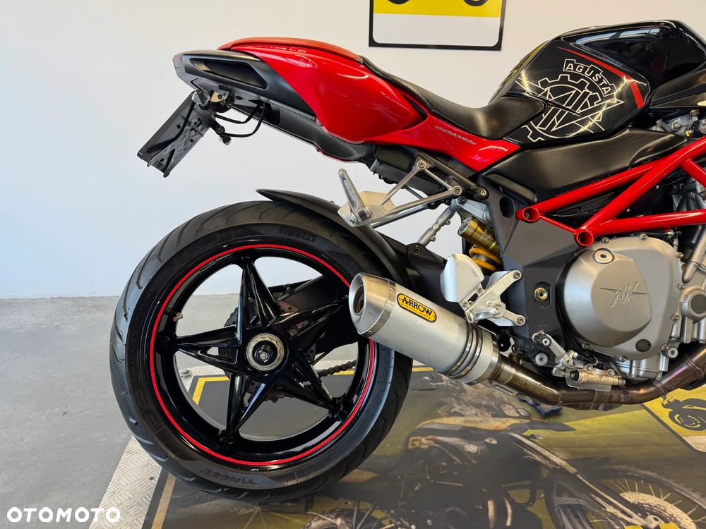 MV AGUSTA Brutale - 16