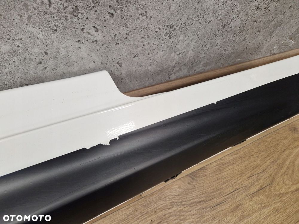 BMW F32 M-PAKIET LISTWA PROGOWA NAKŁADKA PRAWA M-PAKIET A300 BIAŁA 8054540 - 9