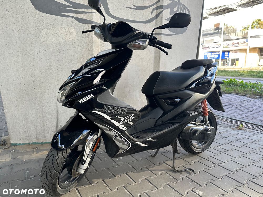 Yamaha Aerox - 4