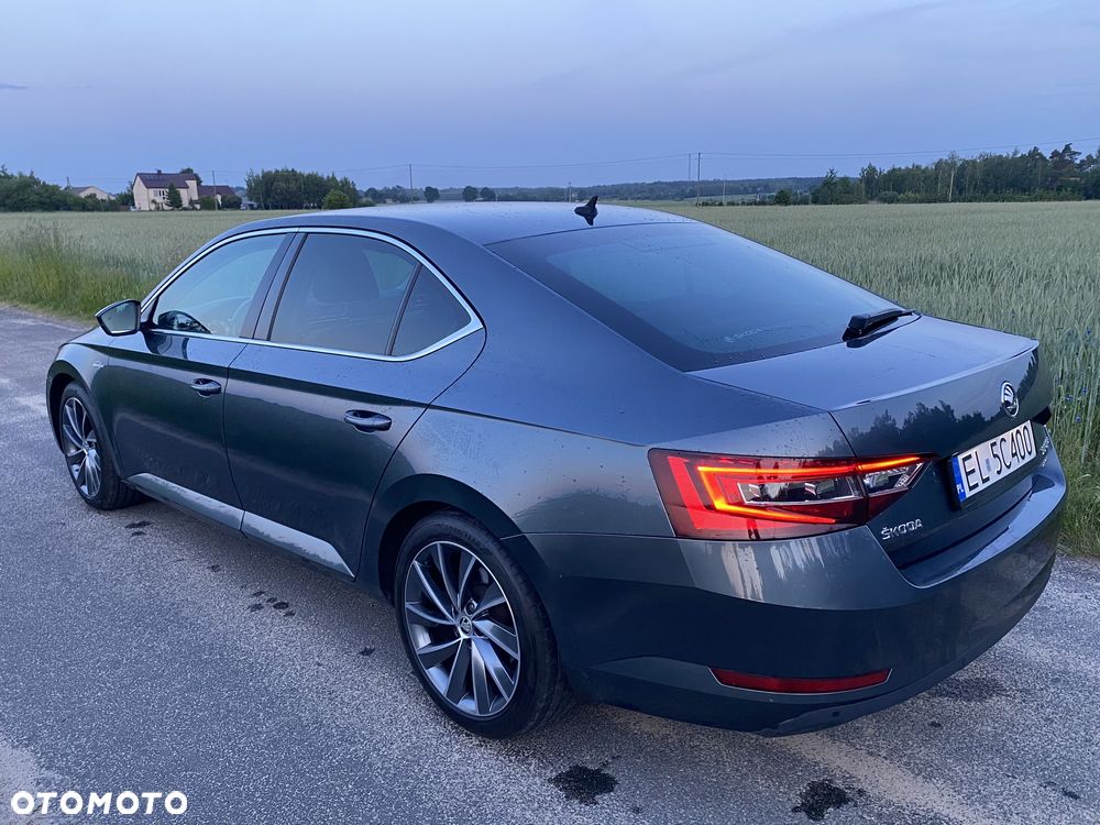 Skoda Superb 2.0 TDI 4x4 L&K DSG - 5