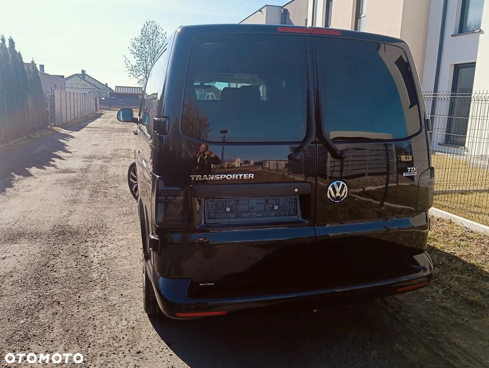 Volkswagen Transporter DSG Lang - 23