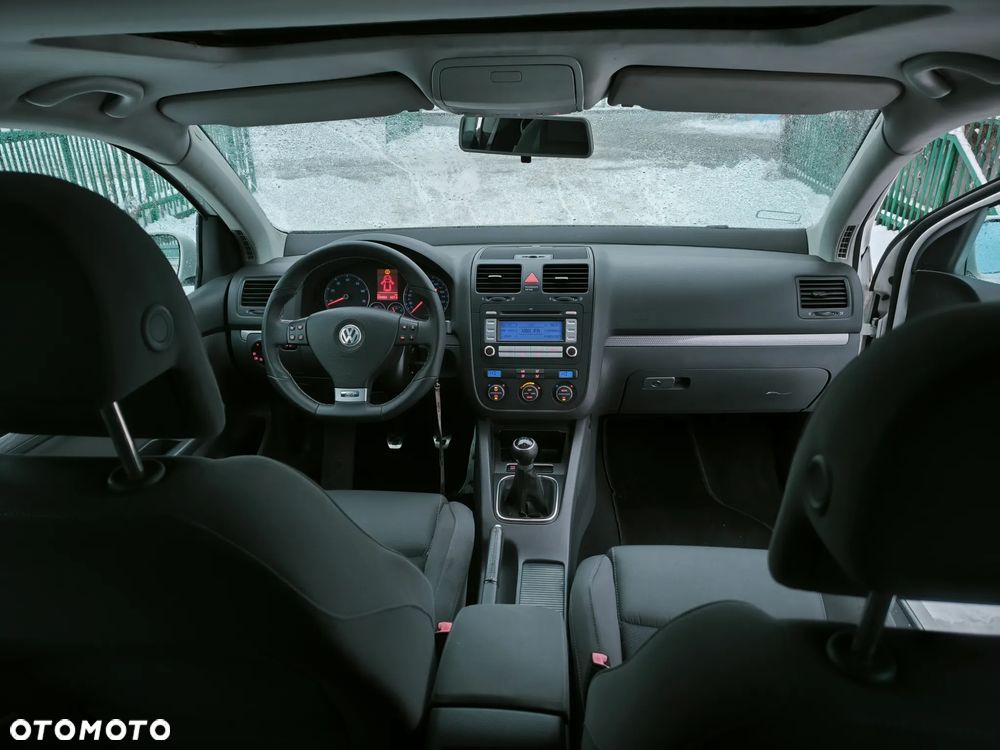 Volkswagen Golf 1.4 TSI GT Sport - 5